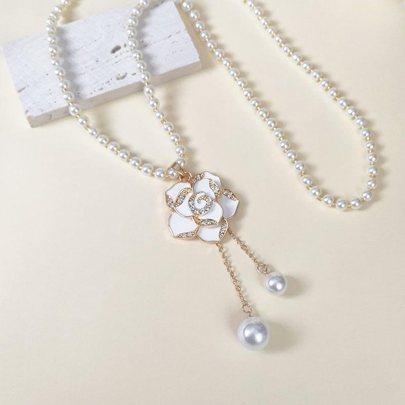 Elegant Women s Tassel Camellia Pearl Sweater Necklace