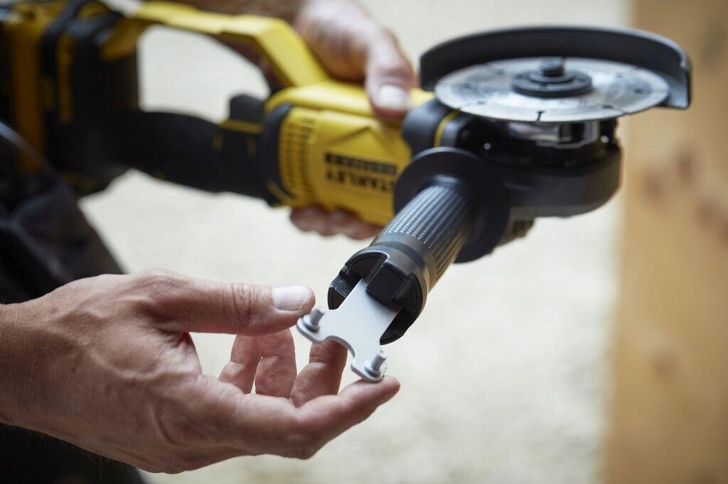 Угловая шлифовальная машина Stanley FatMax SFMCG400 M2K-QW