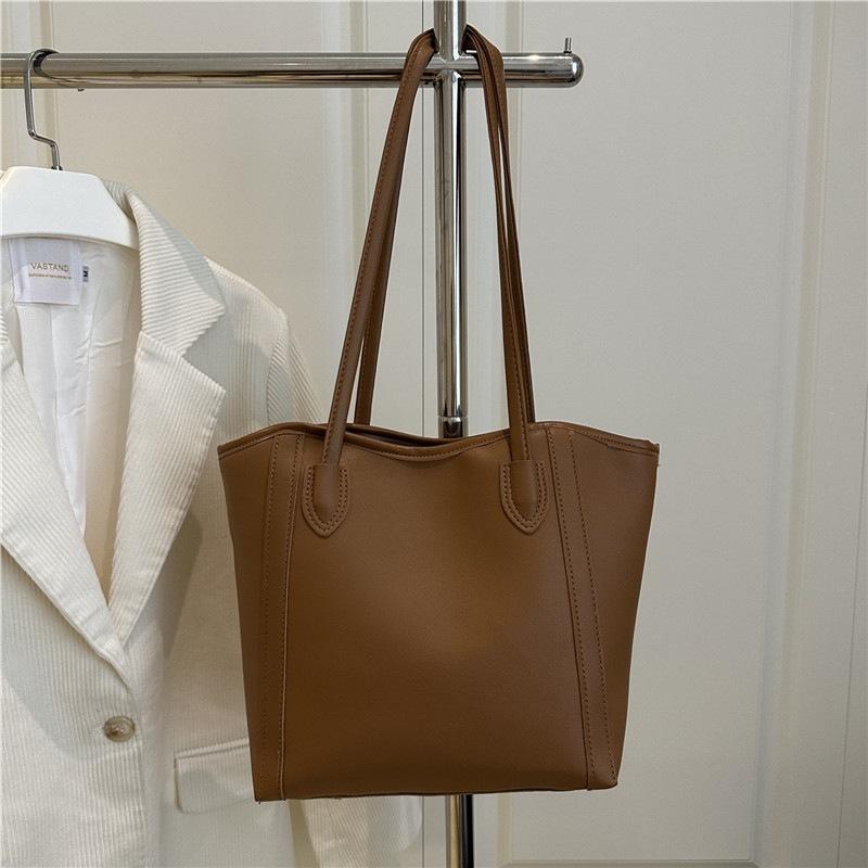 Slack Simple Contrasting Color Big Bag Women's 2025 New Popular Shoulder Bag Large Capacity Elegant Tote Bag