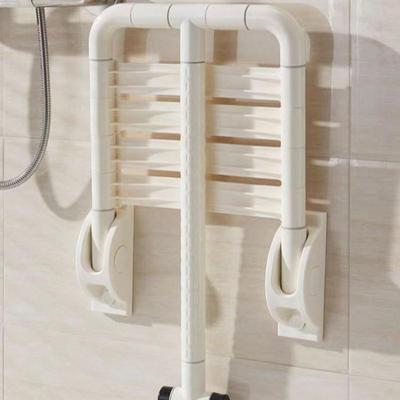 Productos para el baño – Peldaños y sillas para el baño
