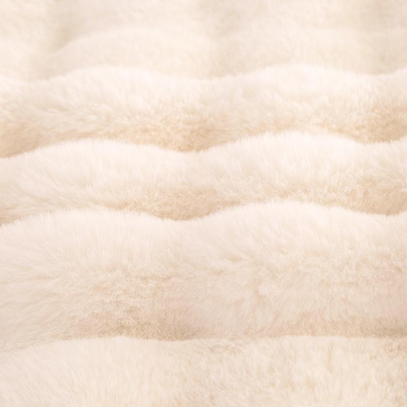 Elegant Toca Extra Thick Double Layer Faux Fur Sofa Nap Blanket