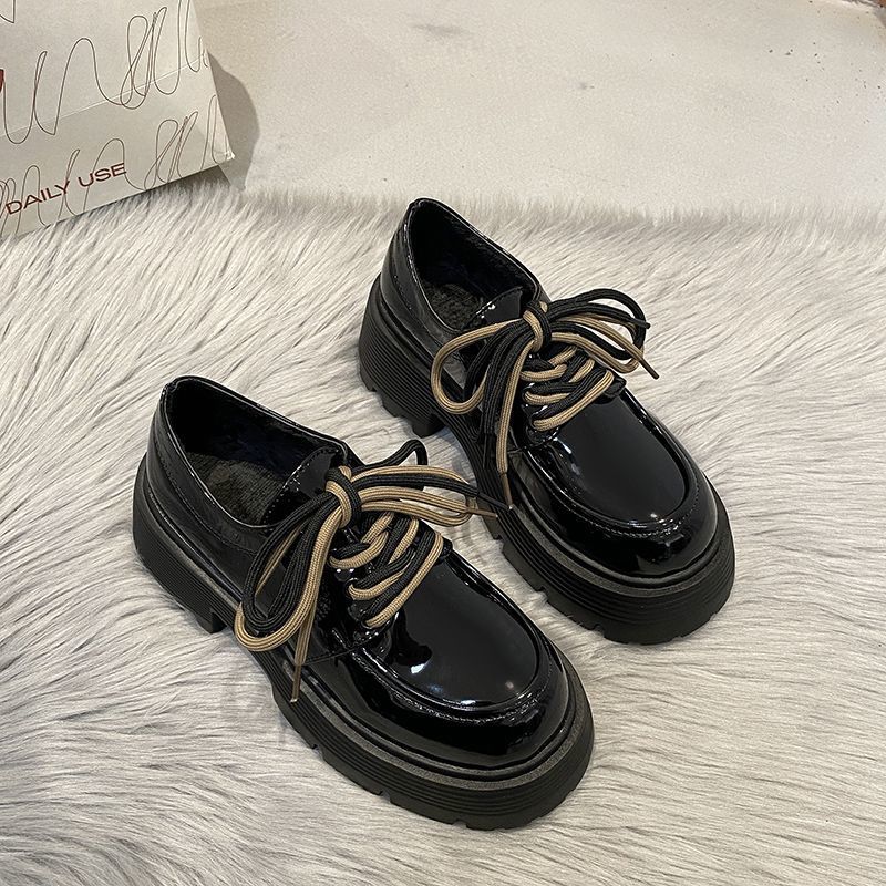 Lace-up black small leather shoes women's autumn 2025 new versatile thick-soled heightening British style thick-heeled retro single shoes