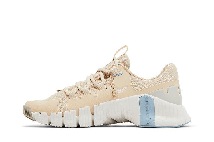 Damen Sneaker Nike Free Metcon 5 Sanddrift Light Iron Ore (Damen) Sanddrift/Phantom/Helle Eisenerz/Weiß