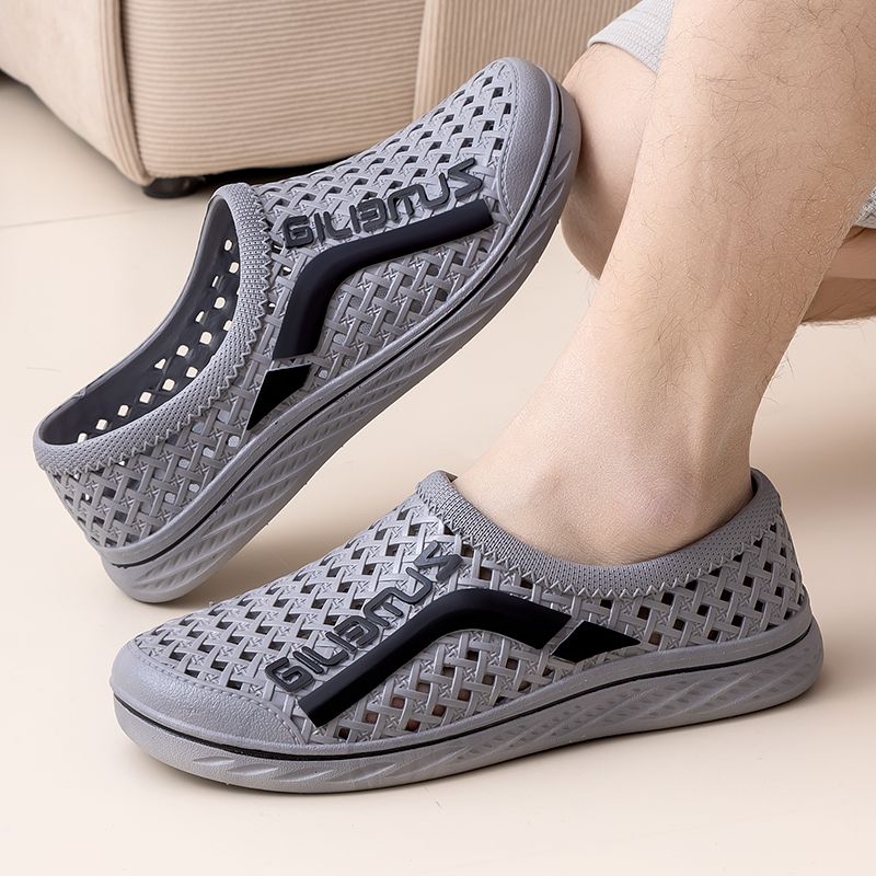New Summer MenBeach Sandals Non-Slip Breathable Waterproof Sports Running Shoes for Chefs