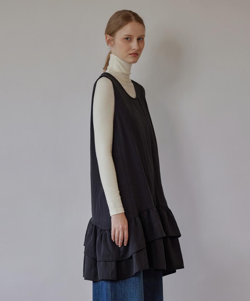 Kwinseulaebis Double Shirring Tiered Sleeveless Dress