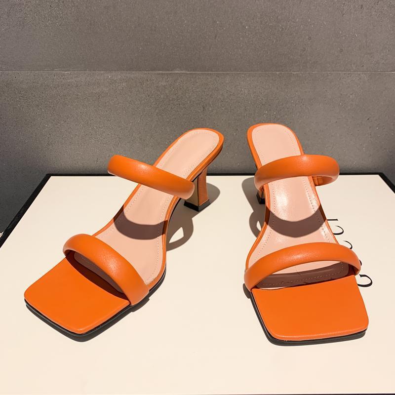 2025 new Internet celebrity square head cool slippers women's wear square heel fashion high heel sandals white word with open toes