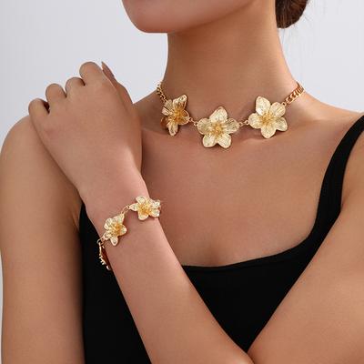 1 módní a kreativní model na letní dovolenou, kovová květina pětilístek dámský náhrdelník náramek, model na rande