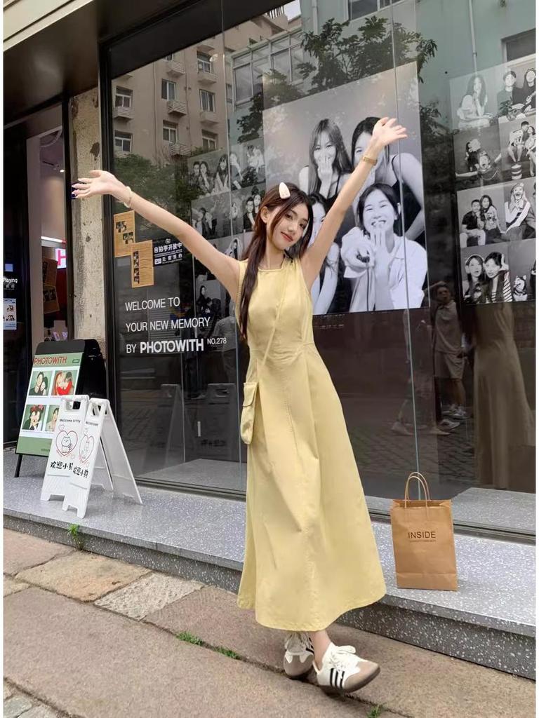 Gelbes Sommer 2025 Damen Ärmelloses Schlankheitsweste Langes Kleid - Schlicht, Lässig und Elegant.