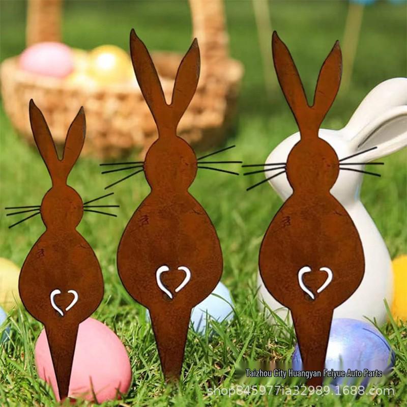Easter Bunny Courtyard Decoration: Rusted Metal Garden Sculpture