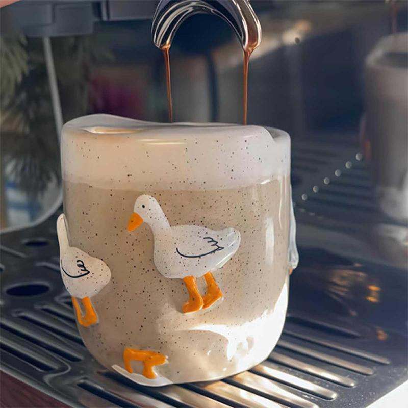 Ručně vyráběný roztomilý keramický hrnek s kachničkou, Keramický hrnek na kávu s kachničkou a lžičkou, Unikátní 3D ručně vyráběné cestovní hrnky