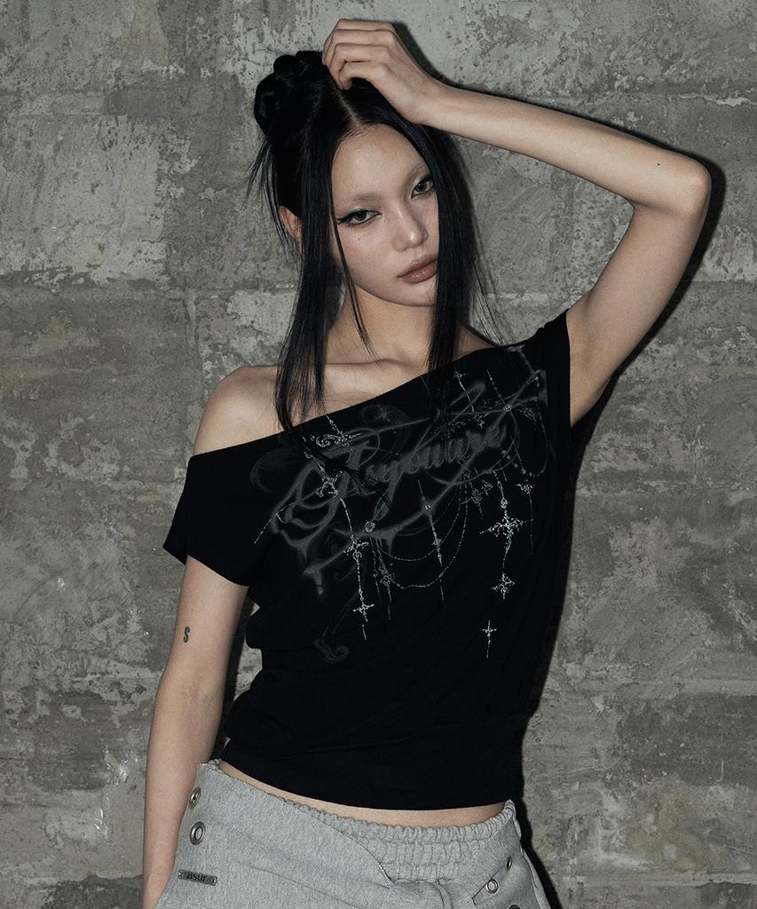Aejeuyua Kitsch Dolman Off-Shoulder Tee Black