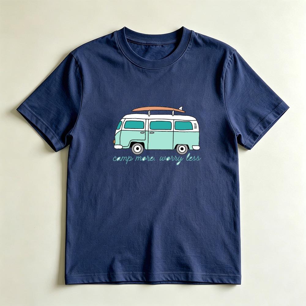 Camp More Worry Less Retro Surf Van Lässiges Grafik-T-Shirt Strand Camping Liebhaber Geschenk T-Shirt Sommer-Vibe Abenteuer Lässiges Hemd