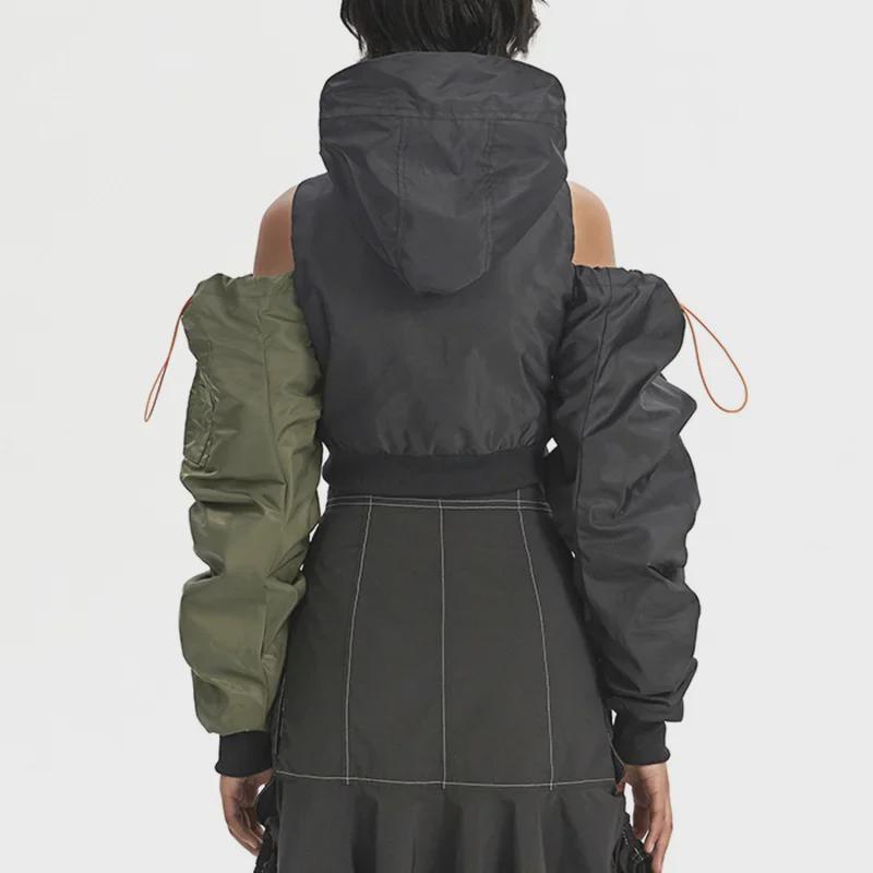 Herbstliche Off-Shoulder-Fliegerjacke mit Kontrastnähten und Kapuze mit Kordelzug