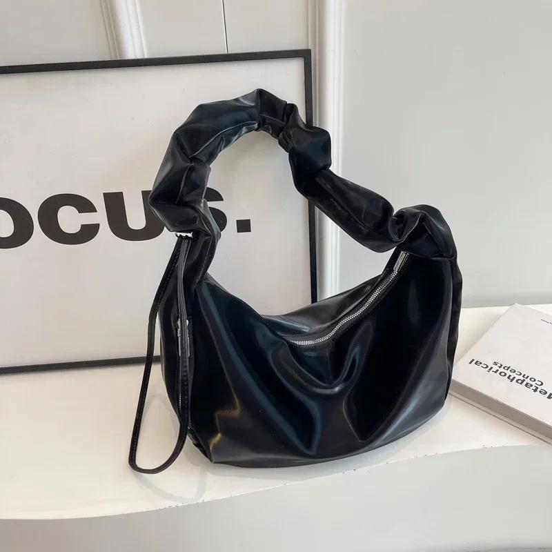 Solid PU zipper large capacity soft versatile shoulder bag crossbody bag  high quality  simple fashion