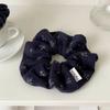 Hair Scrunchie _milk Flower (navy)