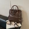 Retro commuter backpack bag women's large-capacity new high-end messenger bag casual light backpack