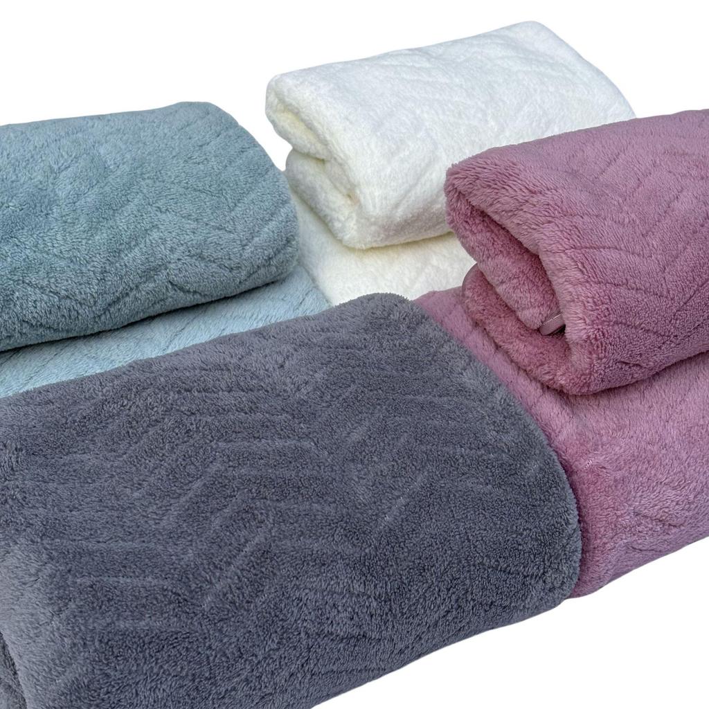 Coral Fleece Absorbent Bath and Face Towel Set for New Home Bathroom