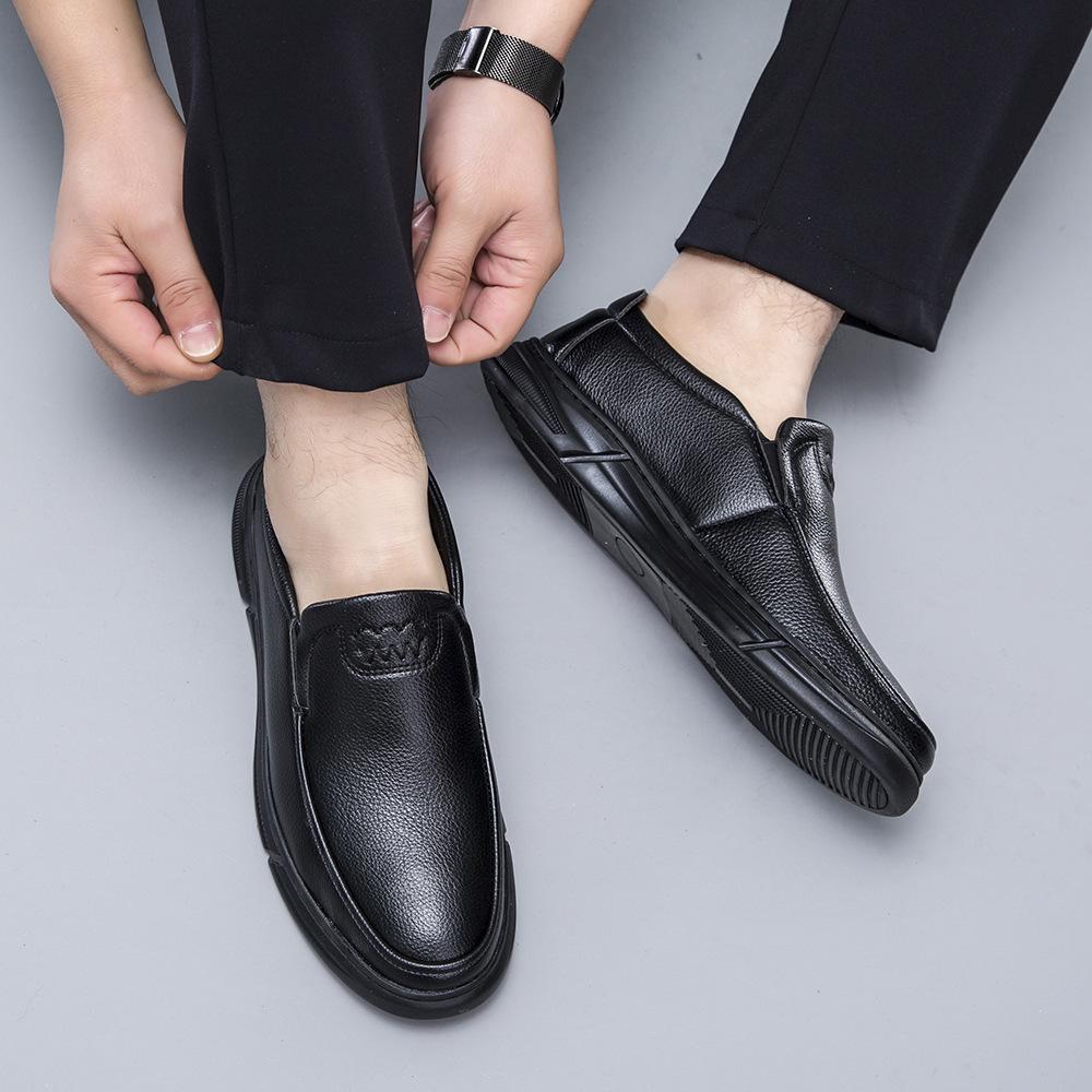 Men's Leather Shoes Spring and Autumn Middle-aged and Elderly Dad Business Casual Leather Shoes One Pedal Light Leather Soft Sole Cold Sticky Shoes
