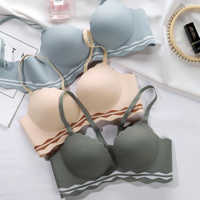 Seamless Push-up and Anti-sagging Small Chest Push-up Underwear Without Steel Ring Simple and Breathable Girls Bra