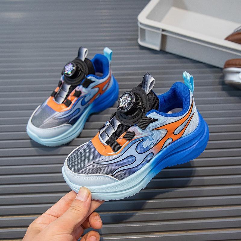

New Boys Sports Shoes with Rotating Buttons for Breathability 30 синій