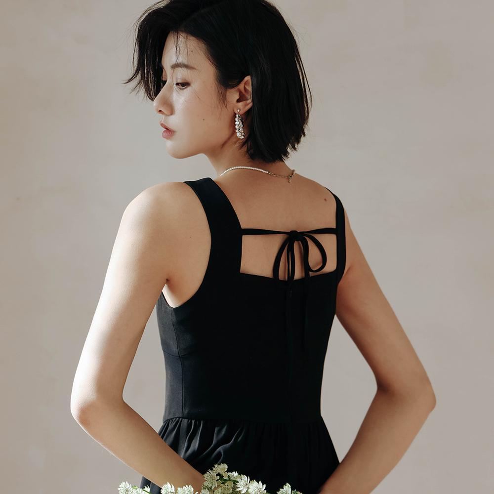 Laengsseon Ls_A-Line Slip Black Dress