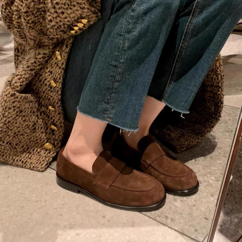 Retro British style foot cover single shoes turned fur flat bottom thick heel small leather shoes women