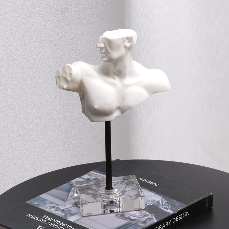 Nordic Light Luxury Half-length Figure Sculpture Ornaments Model Room Living Room Window Man Statue Entrance Decorative Art