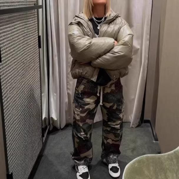 Pantalones Rectos Camuflados de Calle Retro Europeos y Americanos con Detalles de Taladro en Caliente
