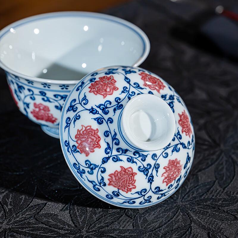 Jingdezhen Hand-Painted Antique Blue and White Underglaze Red Gaiwan
