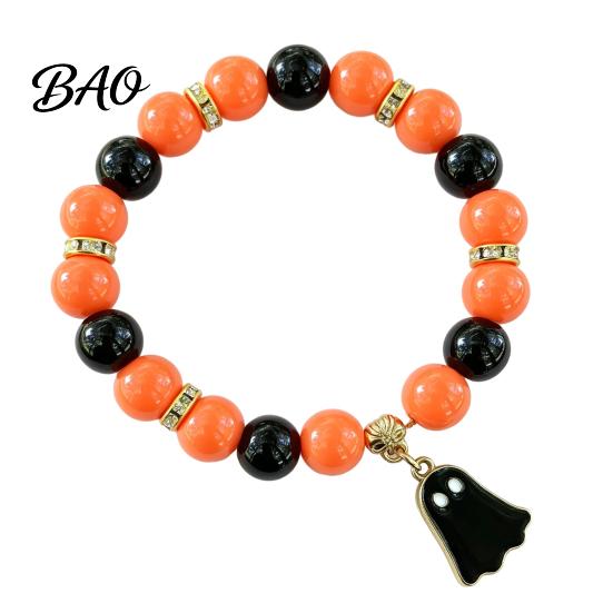 Handmade Beaded Elastic Wristbands Halloween Bracelet for Women, Orange Black Beads Stretch Stylish Holiday Accessory Girls with Ghost Charm,
