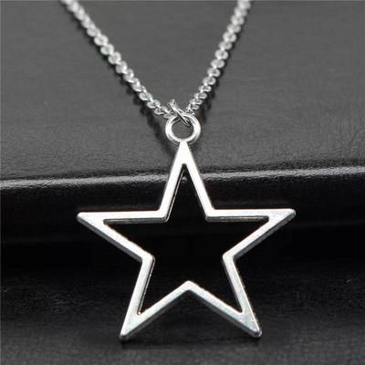 Retro Silver Hollow Star Pendant Necklace