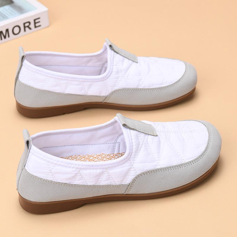 

Новые женские повседневные туфли-одинарки универсальны. Туфли-бобы на мягкой подошве дышащие и их можно носить на одну ногу. 41 белый