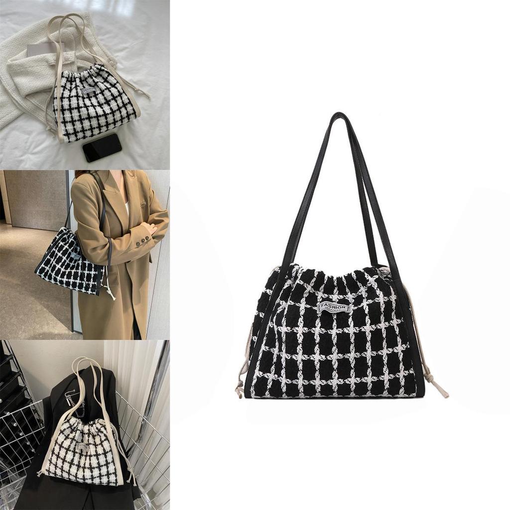 Trendy Plaid Large Capacity Korean Style Tote Bag For Women 2023 Chic