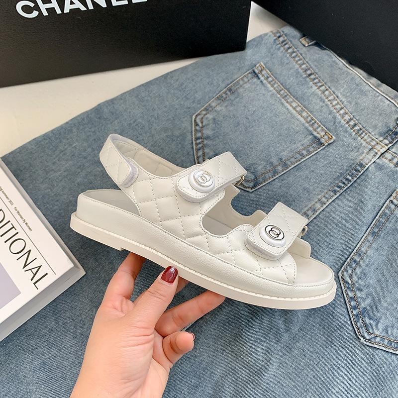 Sandali platform da donna estate nuovi versatili stile sportivo Velcro piccolo stile fragrante sandali scarpe romane