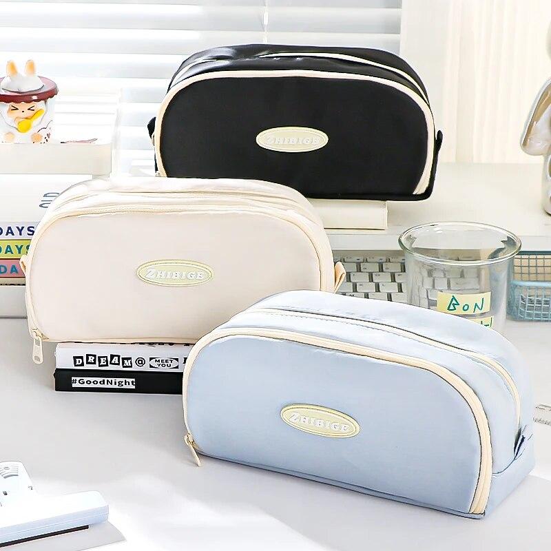 Stilvolle und praktische Federtasche mit großem Fassungsvermögen und mehreren Fächern zur Aufbewahrung von Schreibwaren, Federmäppchen, Schulanfang