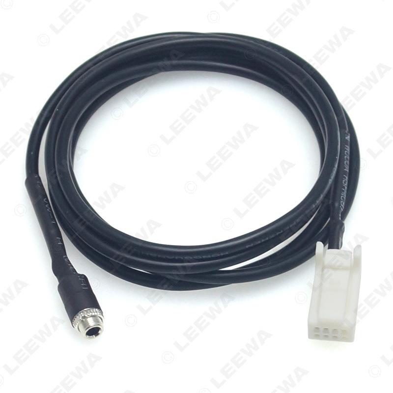 3.5mm AUX Audio Adapter Cable for Suzuki SX4/Swift/Vitara/Jimny (Female)