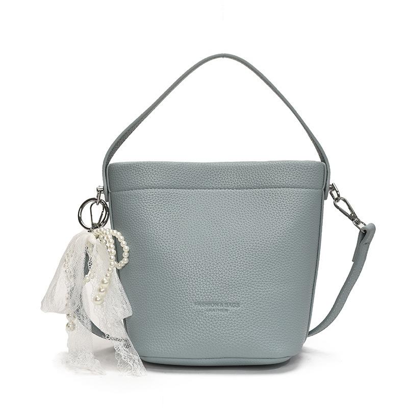 Premium texture portable underarm bag women's new trendy simple bucket bag niche shoulder messenger bag