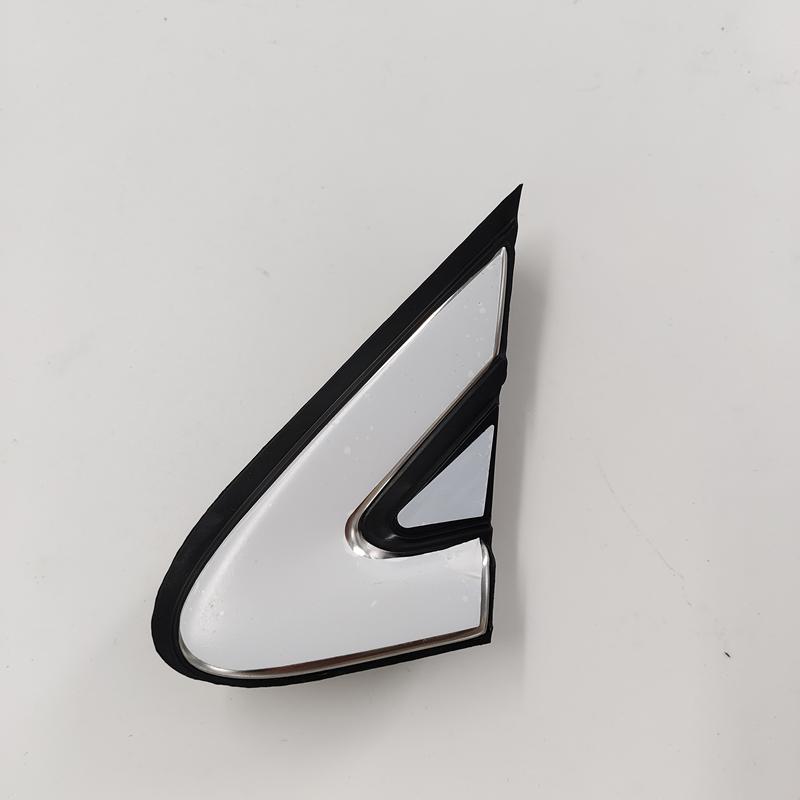 Brand New Original Front Fender Pillar Trim Molding Chrome 86190-S1100 86210-S1100 For Hyundai Santa FE - Left