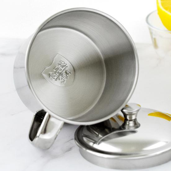 Stainless Steel Water Cup with Lid Handle Hot Cold Beverage Mug for Camping Picnic BBQ Corrosion Resistant Easy Clean Single Wall Air Beer Cup