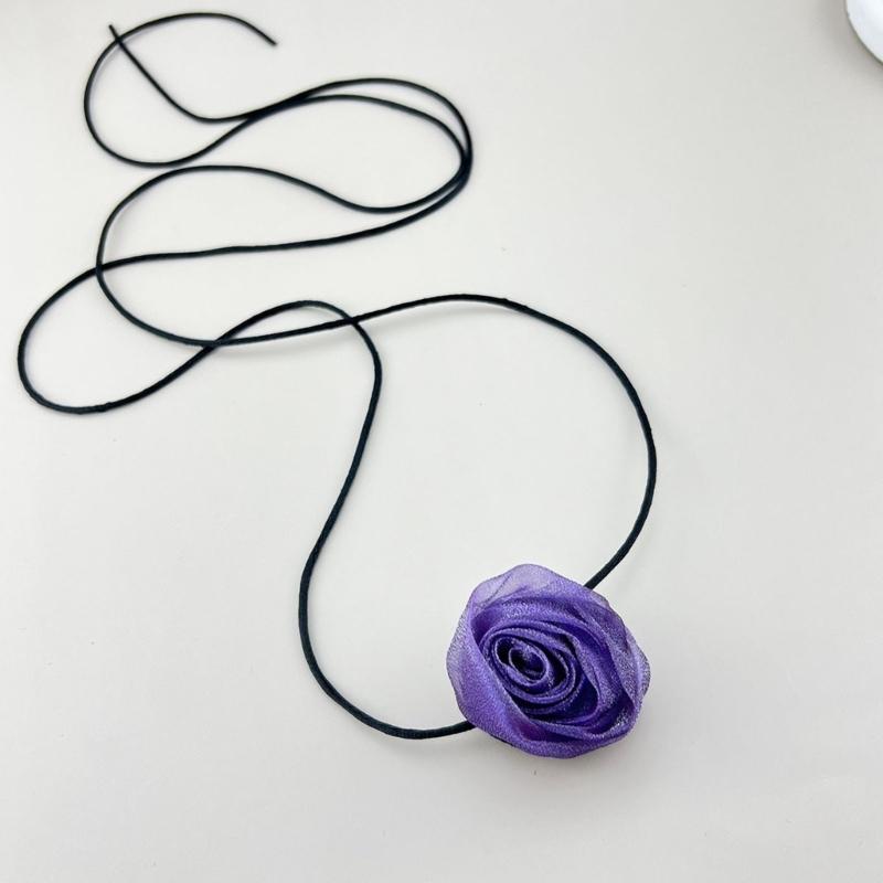 Stylish Rose Pendant Necklace Colorful Floral Shape Clavicle Chain Fashionable Jewelry Blossom Charm Neckchain Ornament