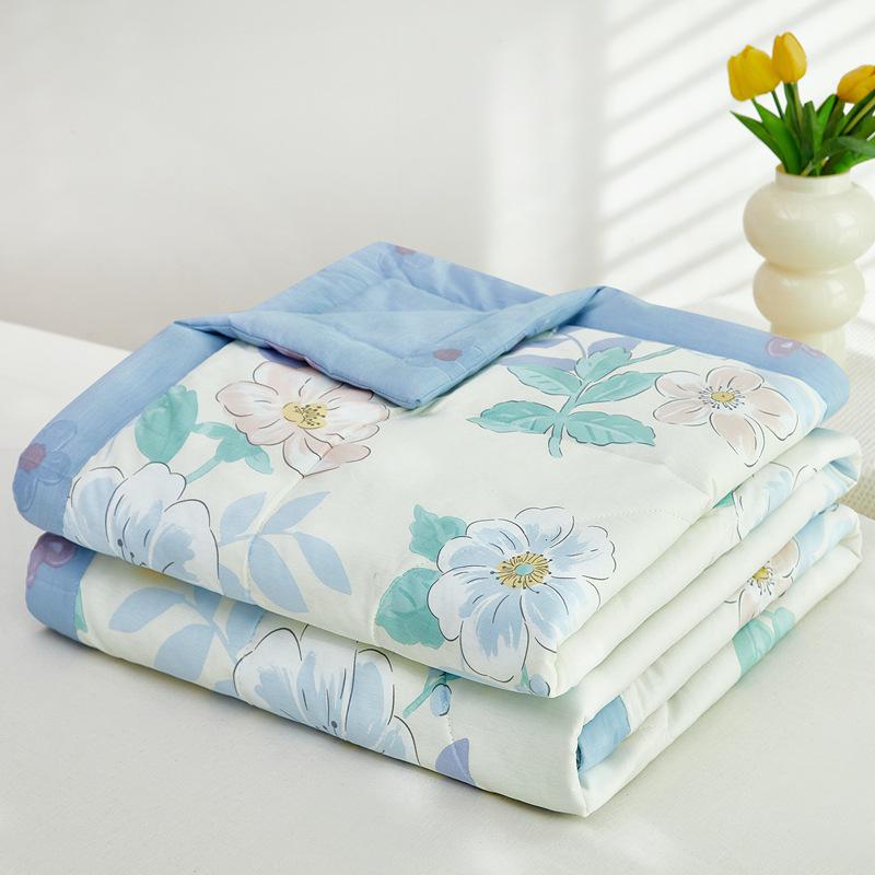 Summer Cool Cotton Quilt: Lightweight, Printed, for Double or Single Bedding