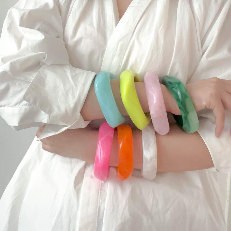 Fashionable Punk Summer Beach  Pattern Acrylic Bracelet For Women'S Daily Wear And Parties Bangles For Women