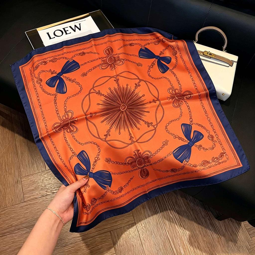 New old money wind chain neck scarf women's commuting versatile soft silk scarf neck protection shawl outer scarf