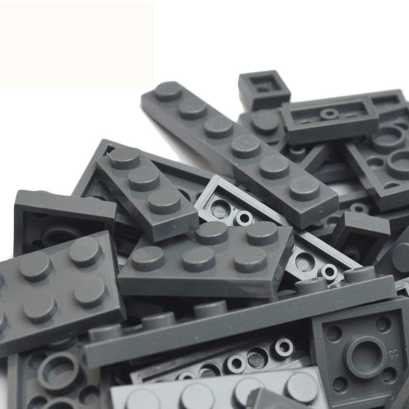

Non-Toxic 100Pcs 12 Shapes Thin Plate Parts City Bulk Building Blocks Mixed Accessory Creative Bricks Compatible Brand 1X1 1X2 1X4 Dots
