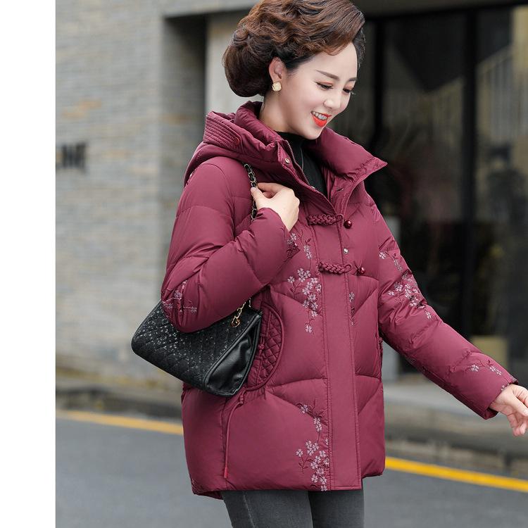 

Куртки для женщин, матерей, с зимней одеждой, пух белой жирной утки, одежда для бабушек, вышитые куртки для пожилых женщин, 60 лет 4XL