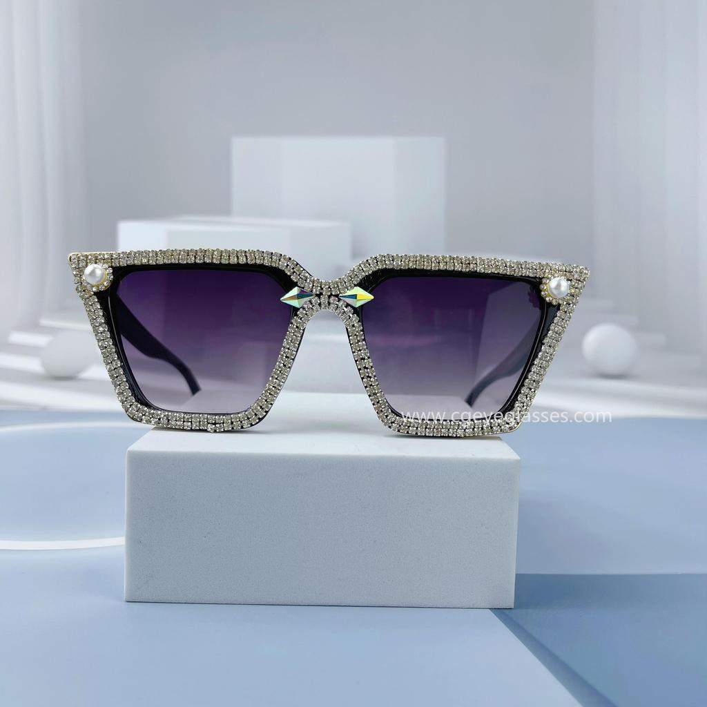 2022 Oversized Crystal Sunglasses Women Square Sunglasses Bling Rhinestone Sun Glasses for Woman Luxury Fashion Shade UV 400