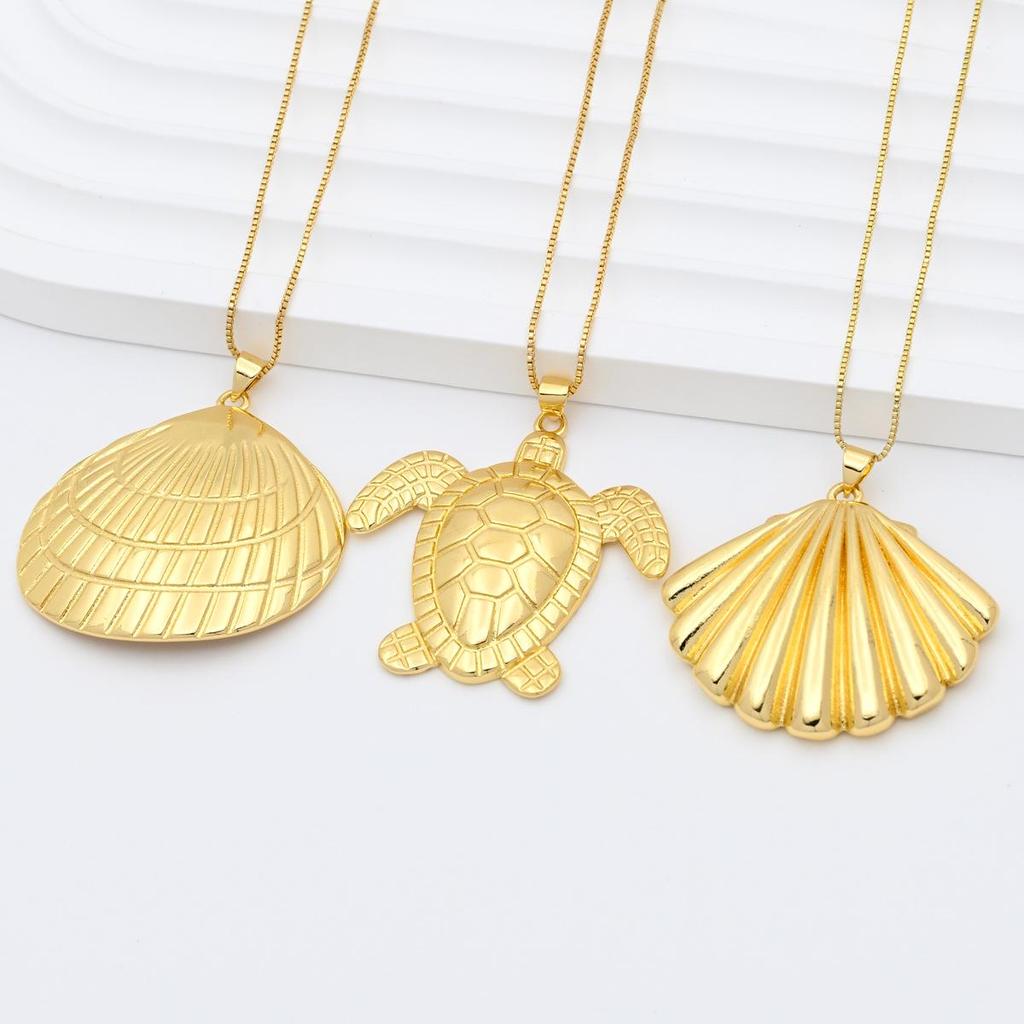 European Ocean Life Starfish & Shell Gold-Plated Clavicle Pendant