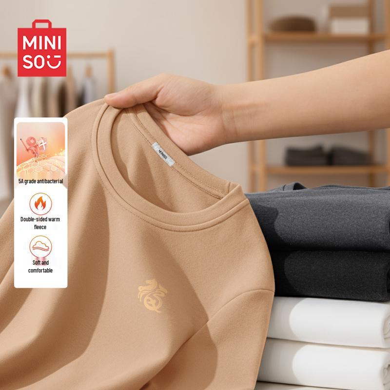 MINISO Men's Fleece-Lined Round Neck Thermal T-Shirt