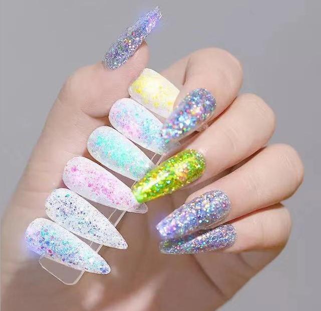 

Popular 2022 Japanese Iridescent Pink Gradient Glitter Nail Art Accessories