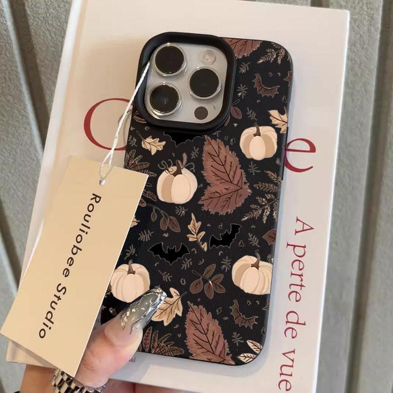

Fall Bat and Pumpkin Halloween Phone Case For iPhone 17 16 Pro Max 15 14 Plus 13 12 11 XS X XR 16E 17Air Shockproof Bumper Cover iPhone 15 Pro